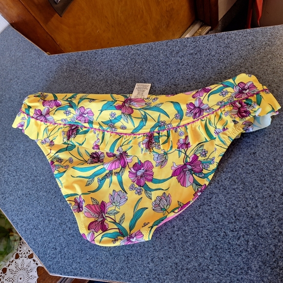 Jessica Simpson Style#SSTA16751 Ruffled Bikini Bottom Large NWT - Picture 8 of 12